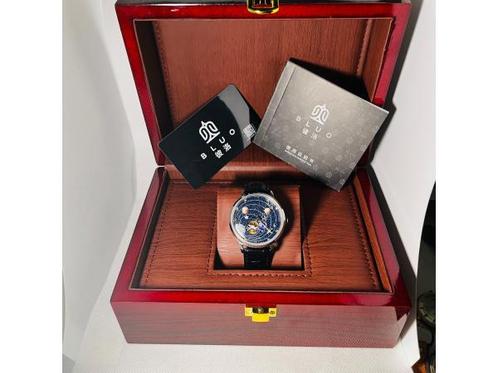 Veiling - Universe Watch Moon Watch - Automatisch Miyota U, Handtassen en Accessoires, Horloges | Heren