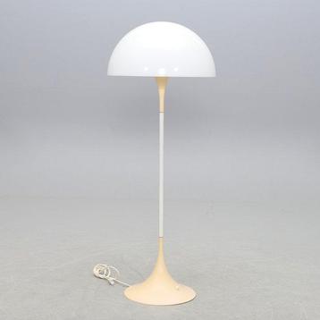 Lampadaire - Panthella - Plastique