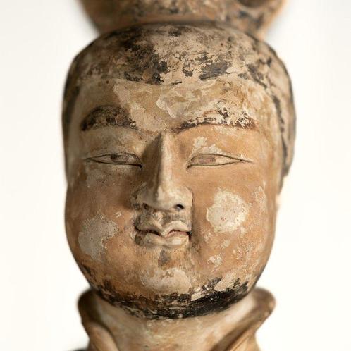 Chinois ancien, empire unifié des Tang ÉNORME figure en, Verzamelen, Mineralen en Fossielen