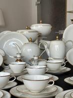 Eschenbach, Bavaria - Elfenbein-Porzellan mit Gold-Rändern -