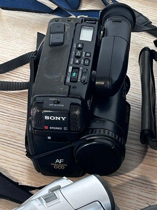 Sony, Samsung, Toshiba CCD-TR705E; CCD-TRV64E; VP-D101;, Verzamelen, Foto-apparatuur en Filmapparatuur