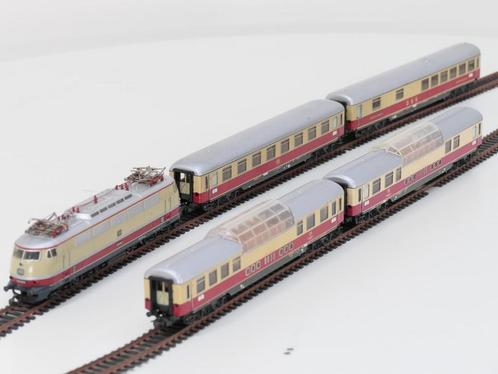 Schaal H0 Märklin 3053, 4090, 4085 en 4087 TEE-treinset v.., Hobby en Vrije tijd, Modeltreinen | H0, Wisselstroom, Treinset, Zo goed als nieuw