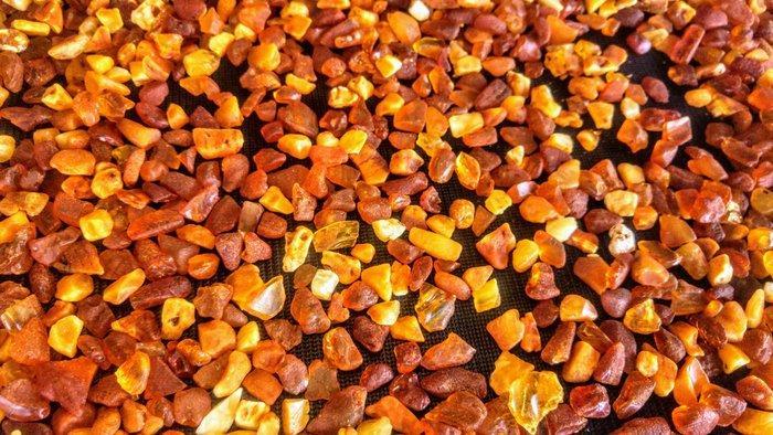 Amber - Barnsteen - Large Lot - 1,8 kg - Rough Baltic Amber, Verzamelen, Mineralen en Fossielen