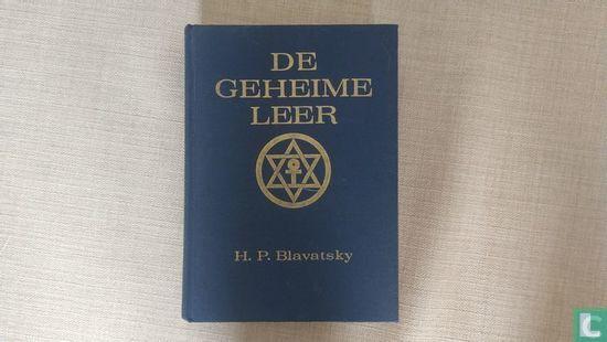 Blavatsky, Helena Petrovna - De geheime leer  - 1968, Boeken, Godsdienst en Theologie, Gelezen, Verzenden