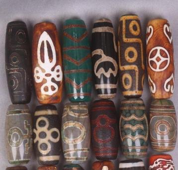 Perles Dzi - Amulettes Dzi Tibétaines - Dzi aux 9 Yeux, Dzi