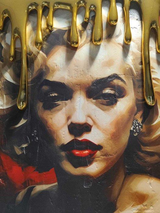 Sagrasse (1966) - Golden Art -The Most Beautiful Woman Ever, Antiek en Kunst, Kunst | Designobjecten