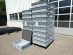 Veiling - 36 stapelbakken 800x600x230mm, met deksel. Engels, Nieuw