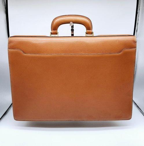 Loewe - Business bag, Handtassen en Accessoires, Tassen | Damestassen