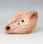 Chrisitian Terracotta Olie lamp, type Bussière E VIII 7