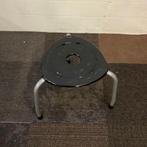 Tweedehands ahrend 262 kruk, drie poots, zith. 40 cm,  zwart, Gebruikt