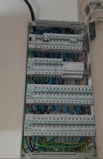 #électricien et #chauffagiste  agrée 0498478369 beschikbaar voor biedingen