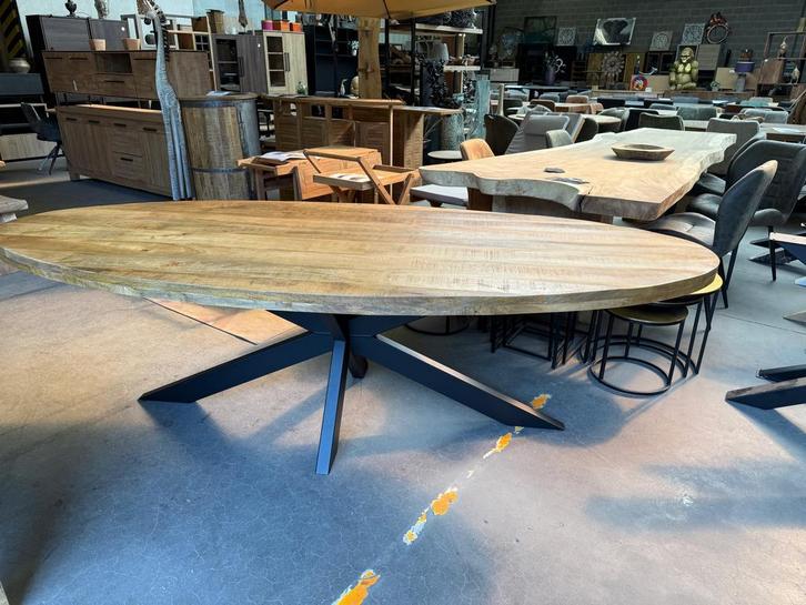 Eettafel ellips, mangohout (nieuw, A-keuze), Huis en Inrichting, Tafels | Eettafels, Nieuw, Overige houtsoorten, Metaal
