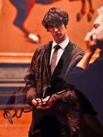 Ben Whishaw as Q handsigned photo with BBC holographic, Nieuw