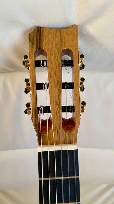 Raimundo - TR BLACK LIMBA n° 286 - - Klassieke gitaar -, Muziek en Instrumenten, Snaarinstrumenten | Gitaren | Akoestisch