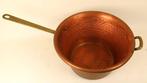 Kookpan - Zware koperen bulinato met handgreep in messing. -