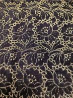 Bijzonder suèdeachtig weefsel, C020 maat 3,40 x 0,80 m -