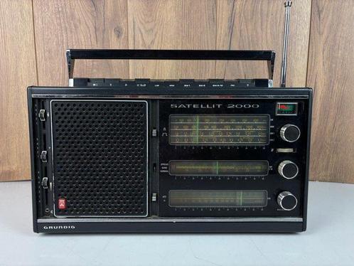 Grundig - Satellit 2000 - Portable Radio, Audio, Tv en Foto, Radio's