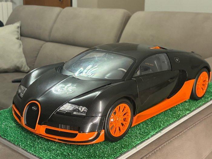 Altaya 1:8 - Modelauto - Bugatti Veyron, Hobby & Loisirs créatifs, Voitures miniatures | 1:5 à 1:12