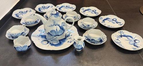 Service à thé et café (22) - Orchidee auf Ast - Porcelaine -, Antiek en Kunst, Antiek | Meubels | Tafels