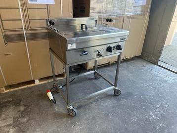 Oliebollen friteuse / Visbak oven / Bakkerij frituur