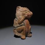 Maya Terracotta Figuur. 650 - 900 n.Chr. 9,7 cm H. Spaanse