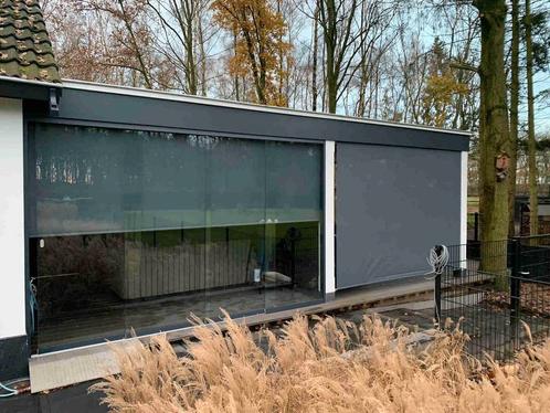 Buitenrolgordijn op maat tegen zon, warmte, wind en regen., Tuin en Terras, Schaduwdoeken, Nieuw, Verzenden