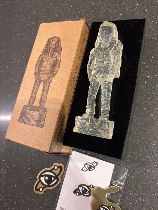 Imbue (1988) - Ancient Astronaut Tutankhamun Pharaohs, Antiek en Kunst, Kunst | Designobjecten