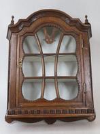 Vitrine kast voor aan de wand. - Vitrine - Bois, Verre, Antiek en Kunst
