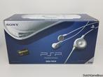 PSP -  Console - 1000 - Ceramic White - Giga Pack, Games en Spelcomputers, Spelcomputers | Sony PSP, Verzenden, Gebruikt