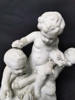 Beeld, Scultura angeloni in bisquit stile Sèvres, ornamento