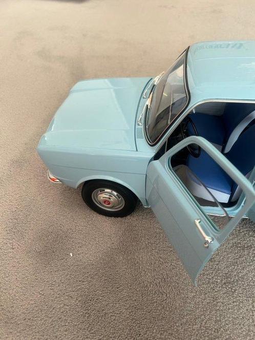 eaglemoss 1:8 - Modèle réduit - Simca 1000, Hobby en Vrije tijd, Modelauto's | 1:5 tot 1:12