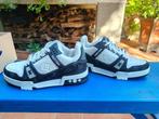 Louis Vuitton - Low-top sneakers - Maat: EU 36