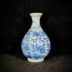 Vaas, uitstekende staat - Porselein - China - Kangxi, Antiek en Kunst