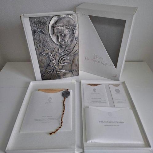 Francesco dAssisi - Sacra Vestigia e Regola bollata, Antiek en Kunst, Antiek | Boeken en Manuscripten