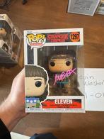 Funko - Funko Pop 1297 Eleven signed by Millie Bobby Brown -