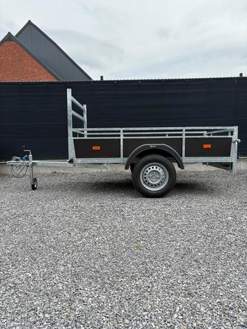 Ongeremde bakwagen enkelasser 225cm/131cm beschikbaar voor biedingen