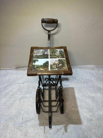 Table dappoint - Chariot en carreaux de céramique peints, Antiquités & Art, Curiosités & Brocante