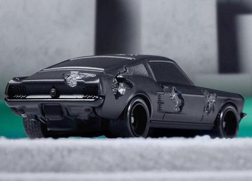 Hot Wheels 1:64 - Voiture miniature - Eroded Ford Mustang, Hobby en Vrije tijd, Modelauto's | 1:5 tot 1:12