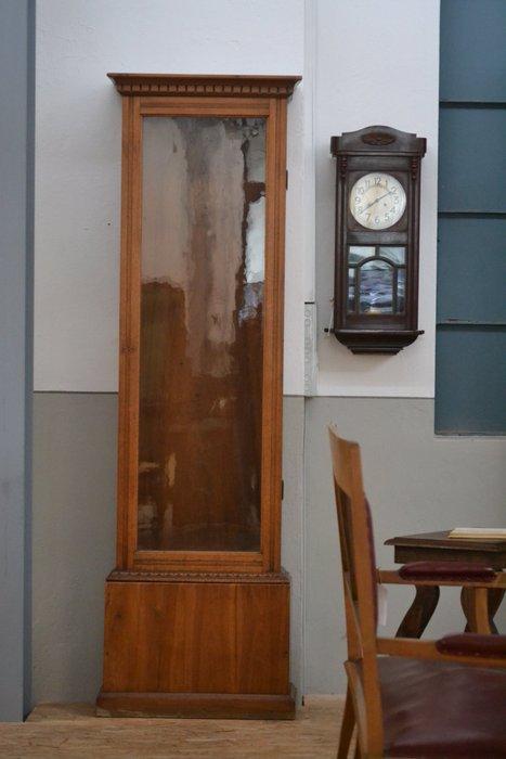 Vitrinekast - Hout - Hoogte: 216 cm, Antiek en Kunst, Antiek | Overige Antiek