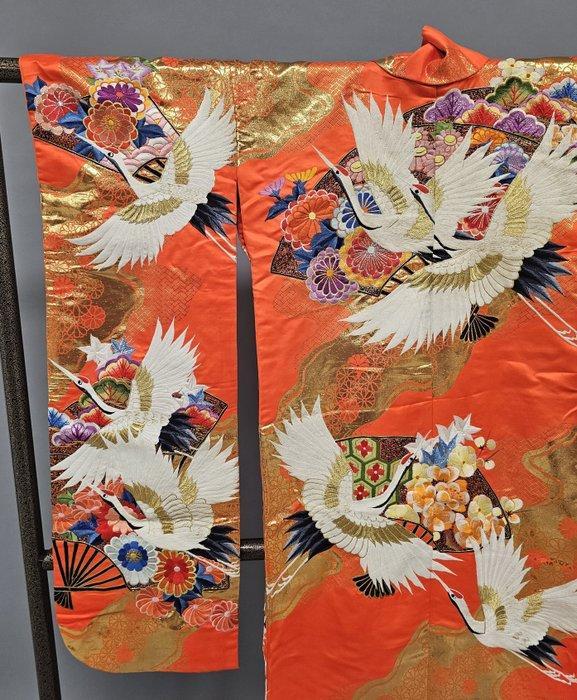 Un uchikake en soie brocartée de qualité, « stock ancien, Antiek en Kunst, Antiek | Overige Antiek