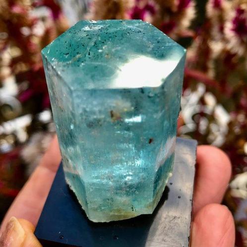 Grande aigue-marine bleu ciel 250 ct Cristal - 4×2.5×2.5 cm, Verzamelen, Mineralen en Fossielen