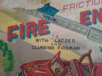 Daiya - Jouet en étain - Friction Fire Engine, Boxed -