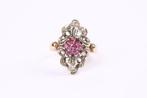Bague - 18 carats Or jaune, Or blanc Rubis - Navette,