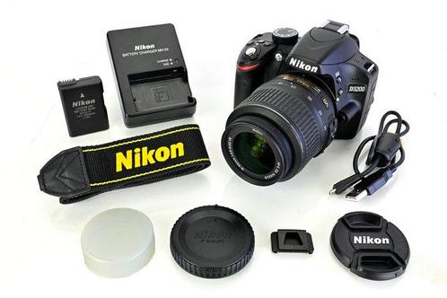 Nikon D3200 + zoomlens 18-55mm VR Digitale reflex camera, Audio, Tv en Foto, Fotocamera's Digitaal