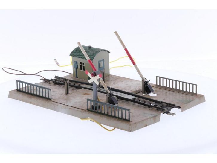 Schaal H0 Märklin 7054 mechanische spoorwegovergang M-Rai.., Hobby en Vrije tijd, Modeltreinen | H0, Wisselstroom, Analoog, Gebruikt