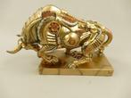 Exclusief S.Buru - Sculpture, signed-CHARGING BULL-2kg -