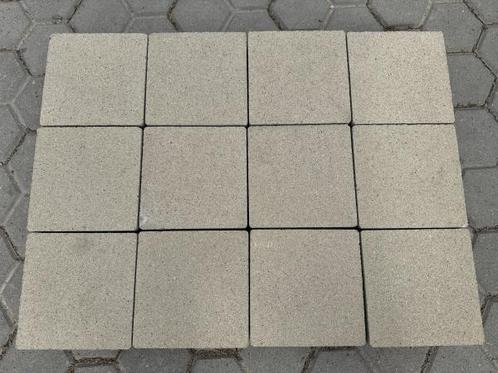 Veiling - 32 M2 Betontegel 15x15x6 Cm, Tuin en Terras, Tegels en Klinkers, Nieuw