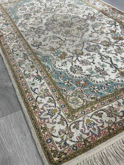 Keshan - Vloerkleed - 132 cm - 78 cm - Kasjmier Zijde, Huis en Inrichting, Stoffering | Tapijten en Vloerkleden