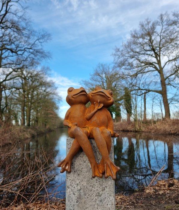 Beeldje - Frogs in love - IJzer, Antiek en Kunst, Curiosa en Brocante