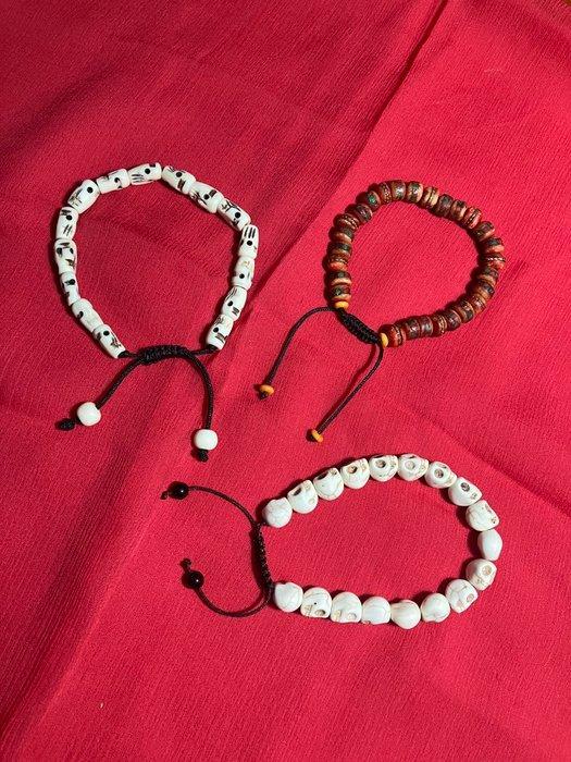 Lotto Tre Braccialetti Mala Rosario Tibet Nepal Ossa Teschi, Antiek en Kunst, Kunst | Niet-Westerse kunst